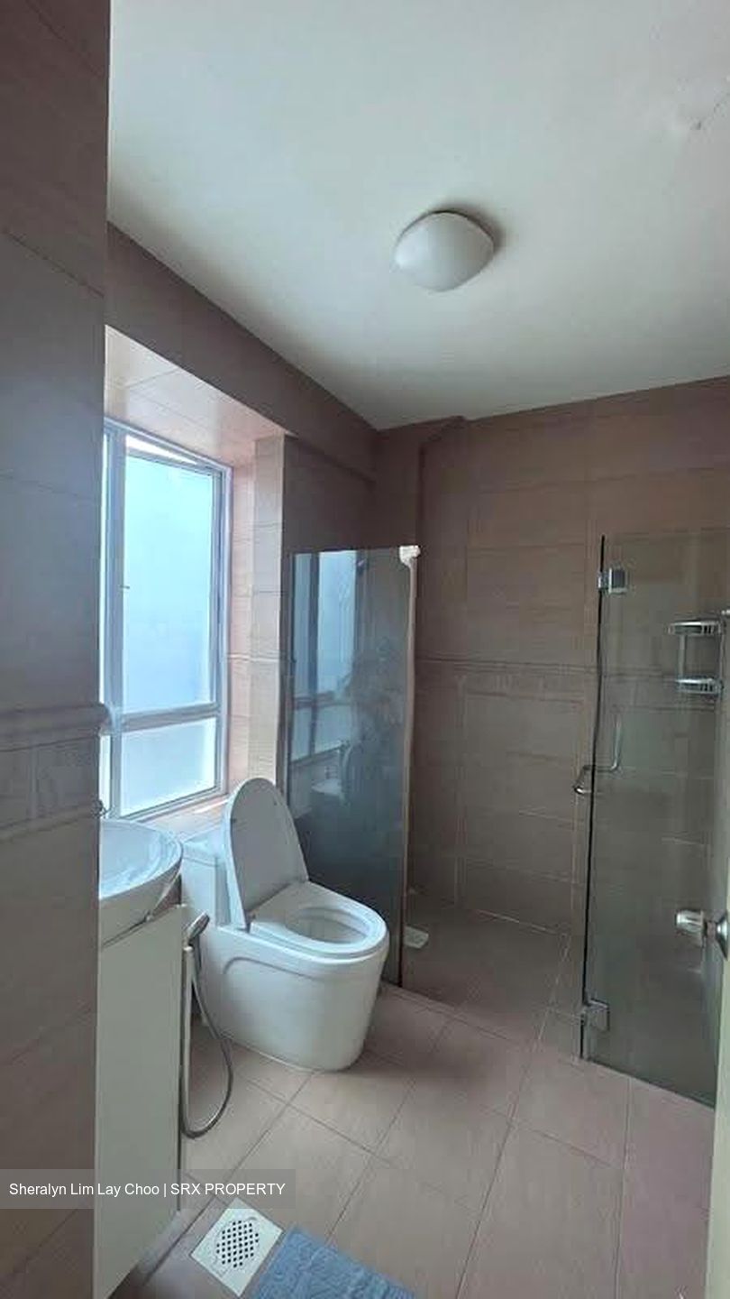 Leith Road (D19), Semi-Detached #611248341